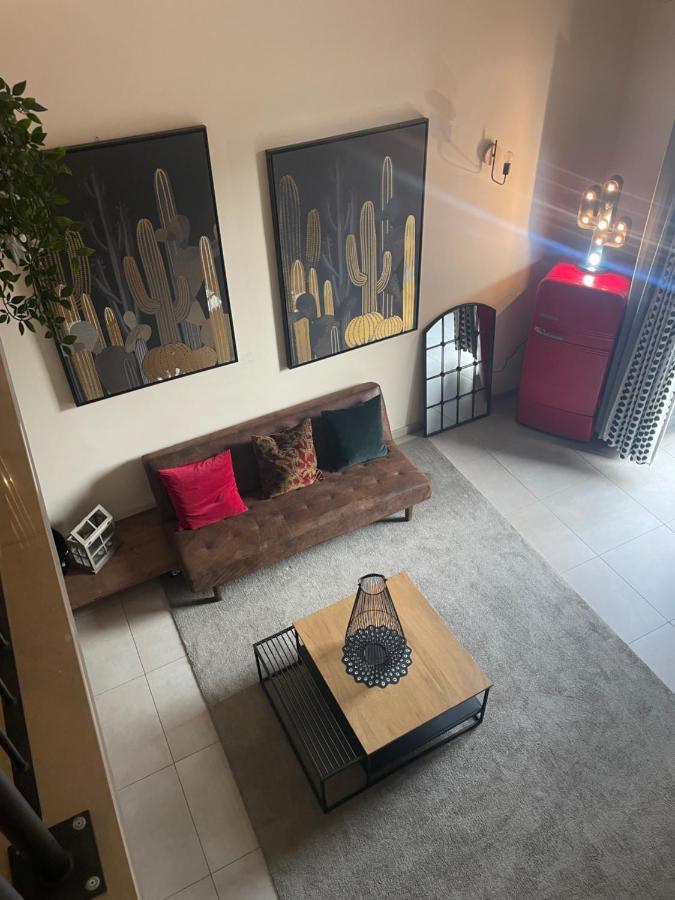 Industry Home كاتانيا المظهر الخارجي الصورة