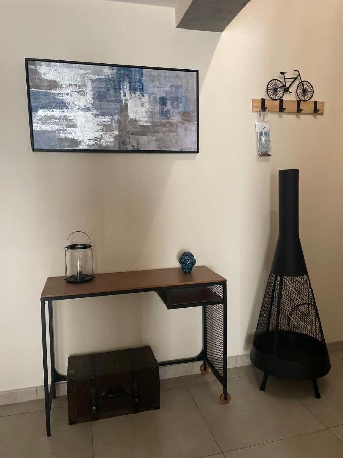 Industry Home كاتانيا المظهر الخارجي الصورة