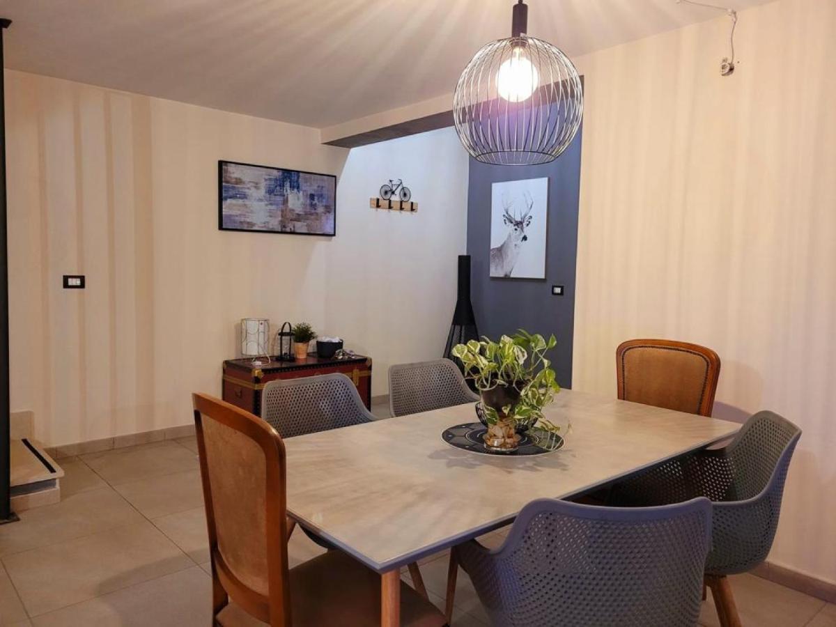 Industry Home كاتانيا المظهر الخارجي الصورة